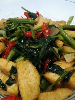 Foto resep Tumis kangkung tahu saos tiram