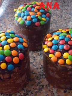 Una foto de Pan dulce navideño con maní con chocolate