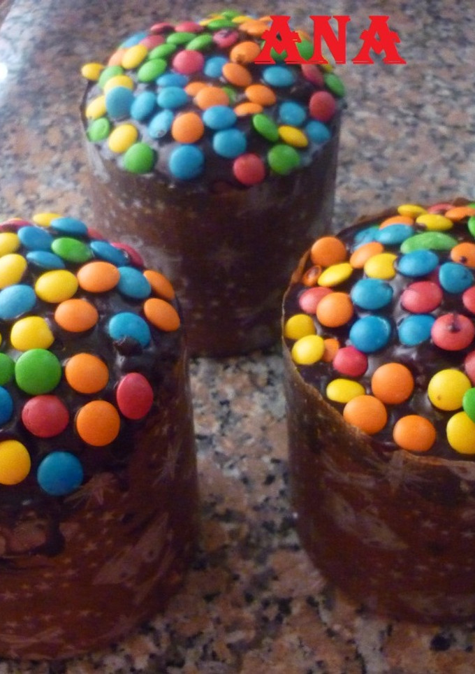 Una foto de Pan dulce navideño con maní con chocolate