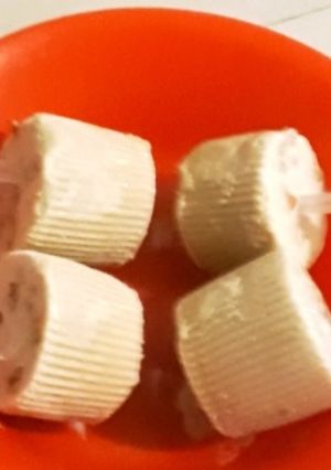 आइसक्रीम (ice cream recipe in Hindi) रेसिपी मुख्य फोटो