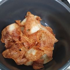 A picture of Airfyer healthy crisps.
