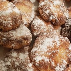 Keto Lemon Cookies A picture of Keto Lemon Cookies.