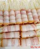 Thịt ba rọi xông khói cuộn nấm kim châm