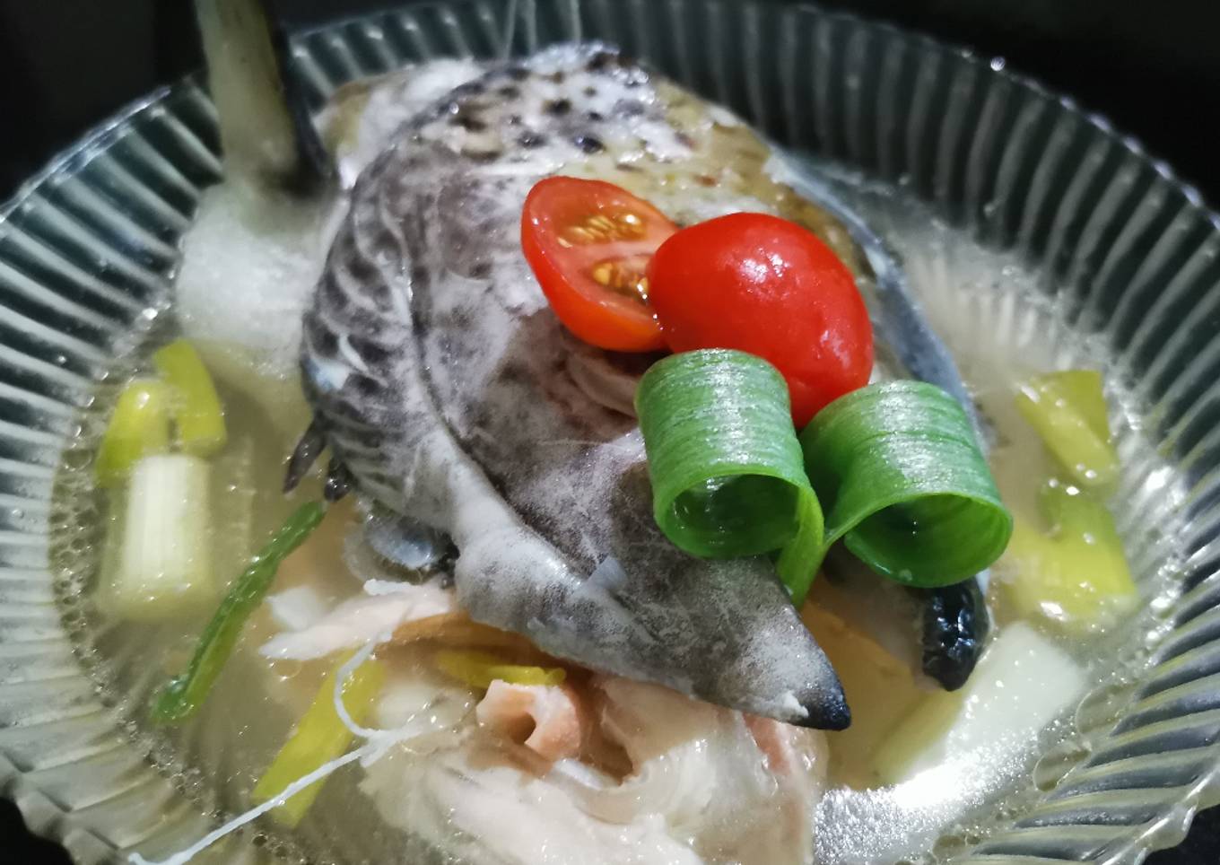 Sup Kepala Ikan Salmon