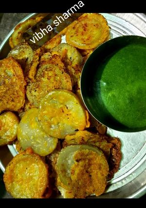 कद्दू का पकौड़ा (kaddu ka pakoda recipe in Hindi) रेसिपी मुख्य फोटो