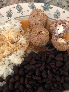 Una foto de Albóndigas rellenas de Philadelphia