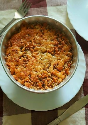 A picture of Baked Mac and Cheese.