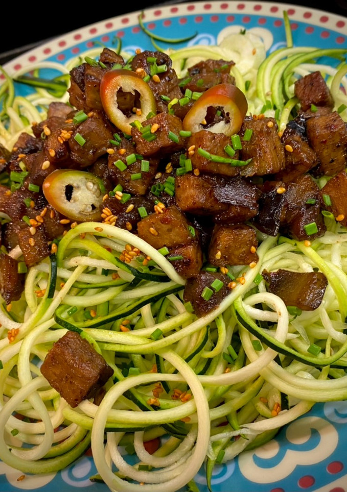 Una foto de Espaguetis de calabacín con tempeh y berenjena