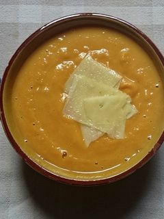 Una foto de Crema de Calabaza con Manzana