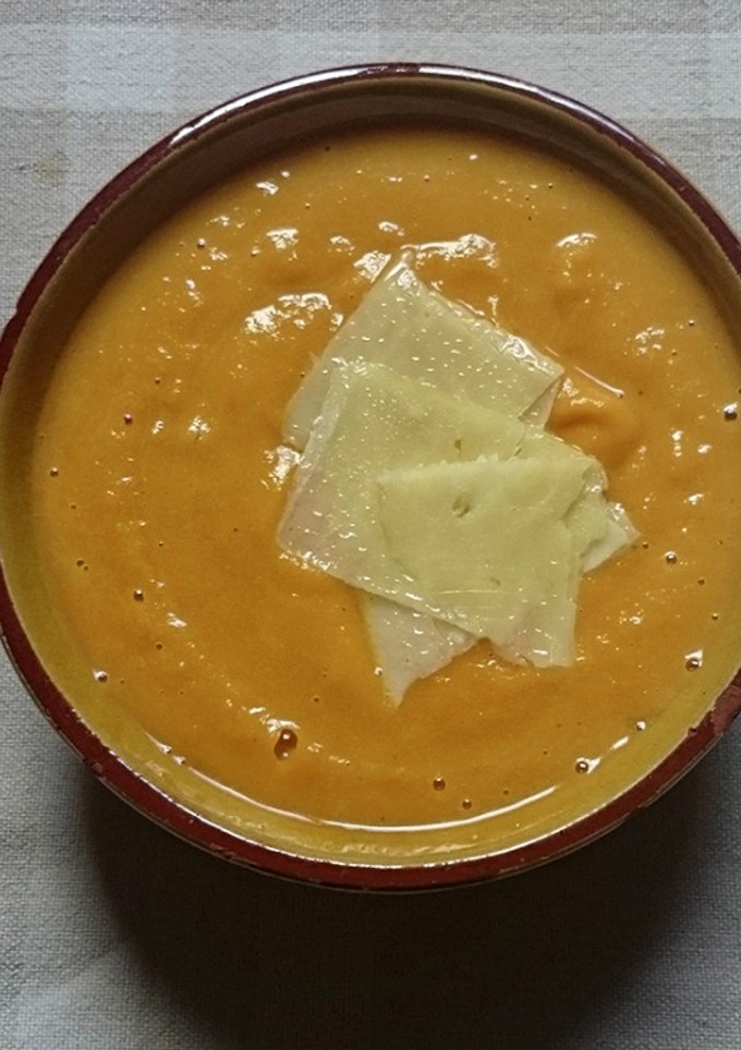 Una foto de Crema de Calabaza con Manzana