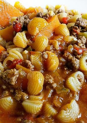 Foto principal de Guiso con carne y macarrones