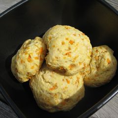 A picture of Honey & Carrot Hot Biscuit (Scone).