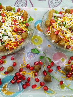 छोले चाट (Chole Chaat recipe in Hindi) रेसिपी मुख्य फोटो