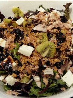 Una foto de Ensalada de brotes tiernos
