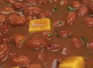 Una foto de Habichuelas rosadas guisadas