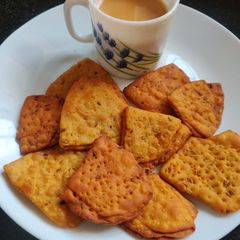 A picture of Farsi puri.