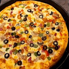 A picture of 🍕🍕🍕Chicken fajita pizza🍕🍕.