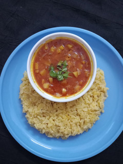 ડુંગળી બટાકા નું શાક (Dungli Bataka Shak Recipe In Gujarati) રેસીપી મુખ્ય ફોટો