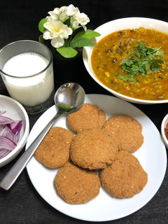 A picture of Chapdi Tavo undhiyu.