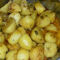 A picture of Dum Aloo.