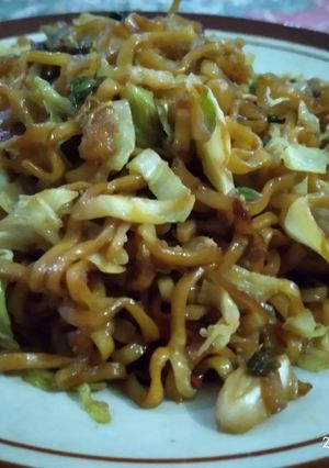 Foto resep Mie goreng enak sehat sederhana mudah