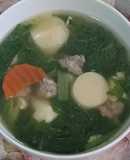 แกงจืดเต้าหู้หมูสับผักกวางตุ้ง