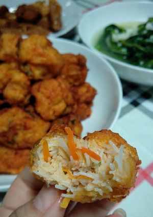 Foto resep Bakwan bihun udang...yummy