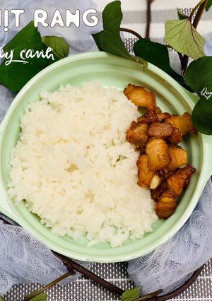 Hình của món Thịt rang cháy cạnh.