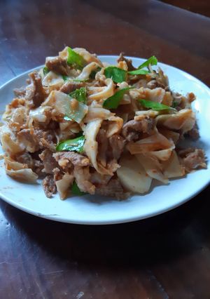 รูปของ หน่อไม้เปรี้ยวผัดพริกแกง