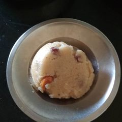 Semolina halwa A picture of Semolina halwa.