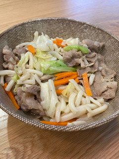 薑燒豬肉烏龍麵 的食譜成品照片