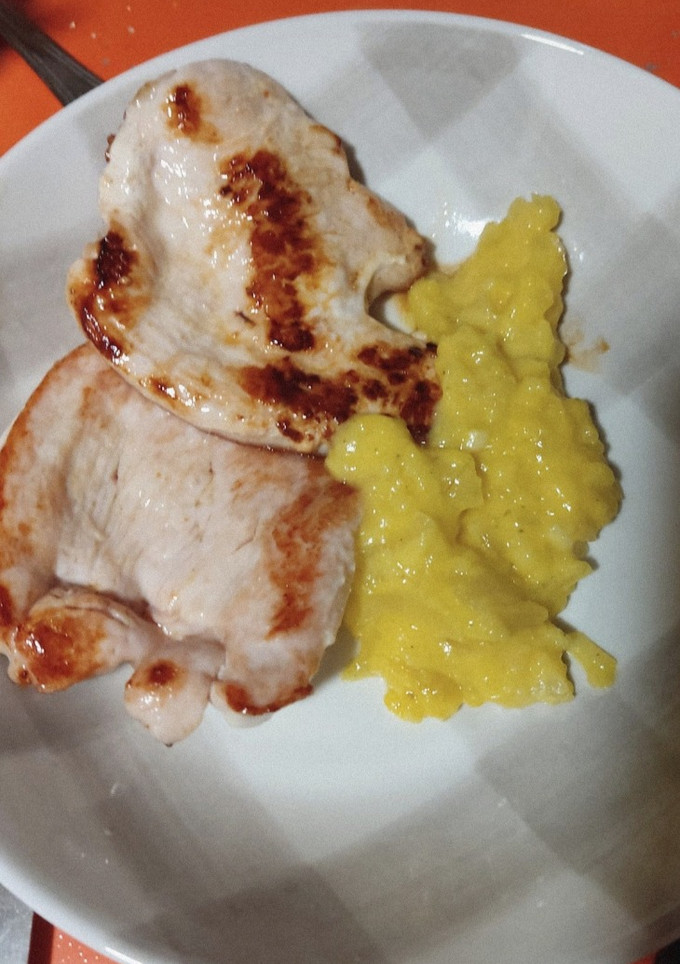 Una foto de Pollo en salsa de naranja
