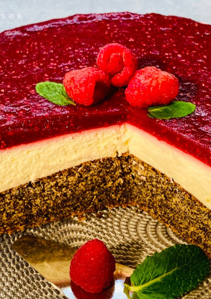 Málnás-turós máktorta recept fotója