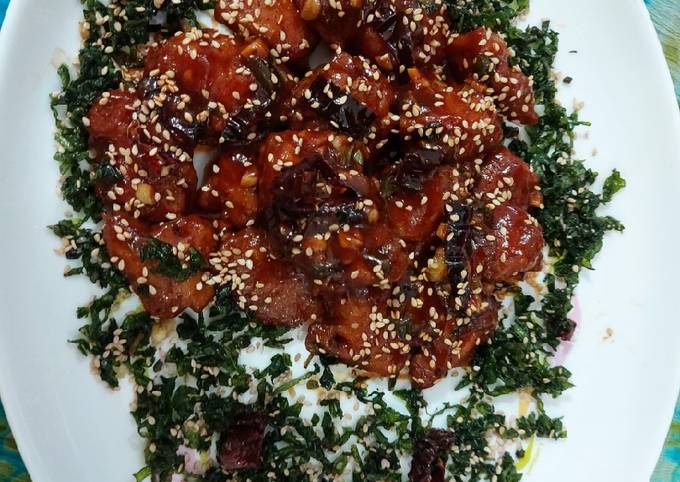 Recipe of Ultimate Sparkling crackling spenich with honey garlic crispy chicken