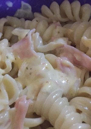 Una foto de Fideos con Salsa de Jamón