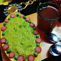 A picture of Oats Spinach Khichdi.