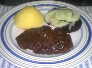 Una foto de Asado Negro con Malta
