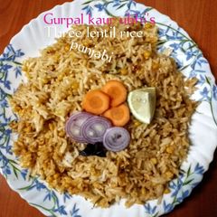 A picture of Punjabi three lentil rice 🍚.