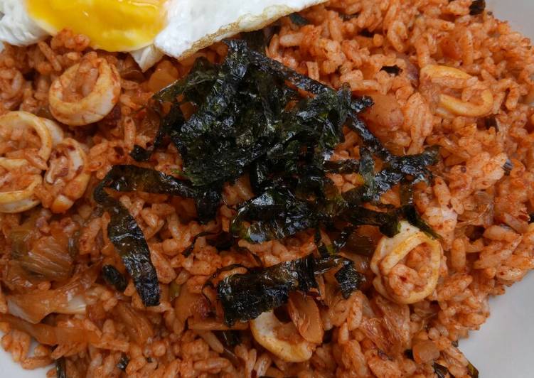 Cara Gampang Membuat Nasi Goreng Kimchi/Kimchi Bokkeum Bab yang Menggugah Selera