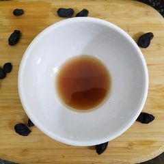 A picture of Raisin water for babies and kids - Remedy for Constipation.