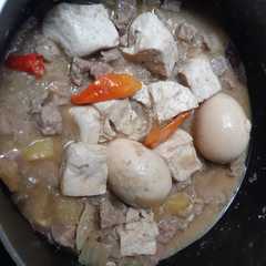 Foto resep Semur daging tahu telur sederhana