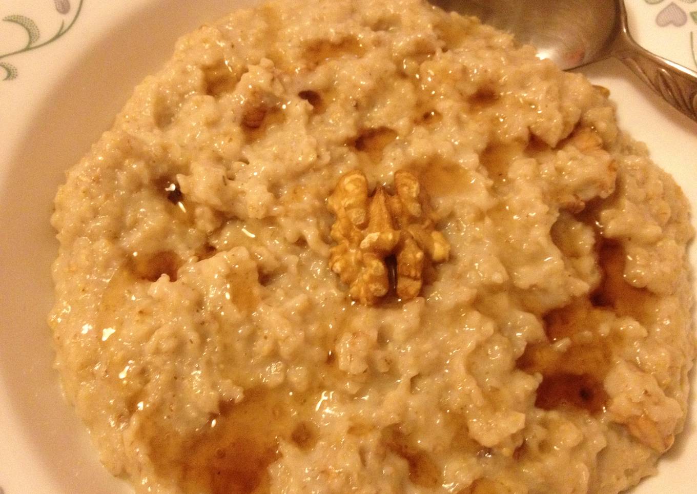 Maple-Walnut Oatmeal