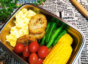 低卡輕食蒸玉米時蔬餐盒 的食譜成品照片