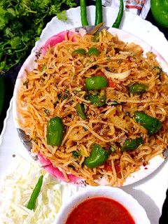 वेज स्पघेटी (इटालियन डिश) रेसिपी मुख्य फोटो