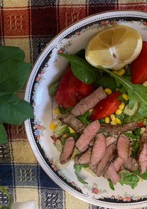 O poză a rețetei Salată cu mușchi de vițel la grătar.