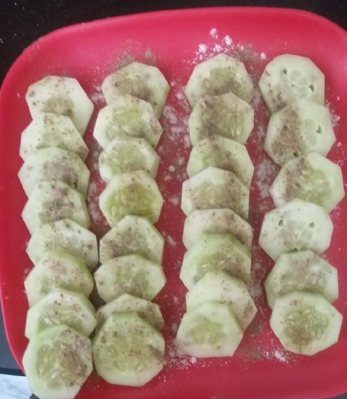 खीरे का सलाद (kheere ka salad recipe in Hindi) रेसिपी मुख्य फोटो