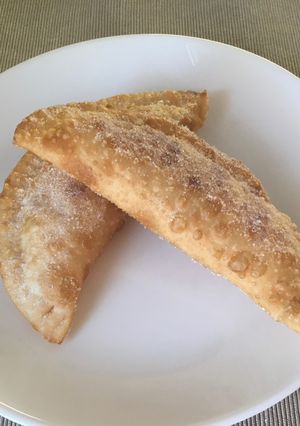 Una foto de Empanades de plàtan 🍌