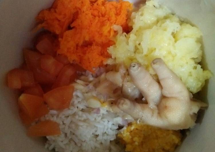 Cara Gampang Menyiapkan Nasi wortel kentang jagung ceker tomat - 9 mo+ Vaira, Lezat Sekali