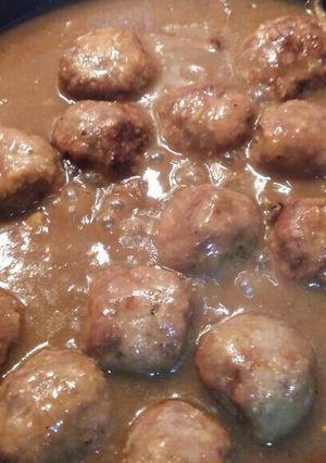 Una foto de Albóndigas con salsa de setas