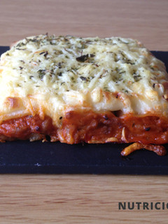 Una foto de Canelones de carne con bechamel
